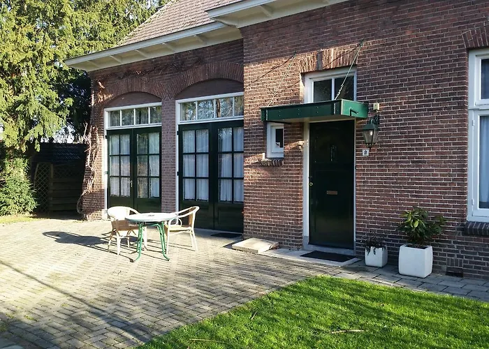 Guest house Eikhold *